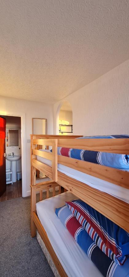 Ocean Bay Hotel Blackpool Bagian luar foto