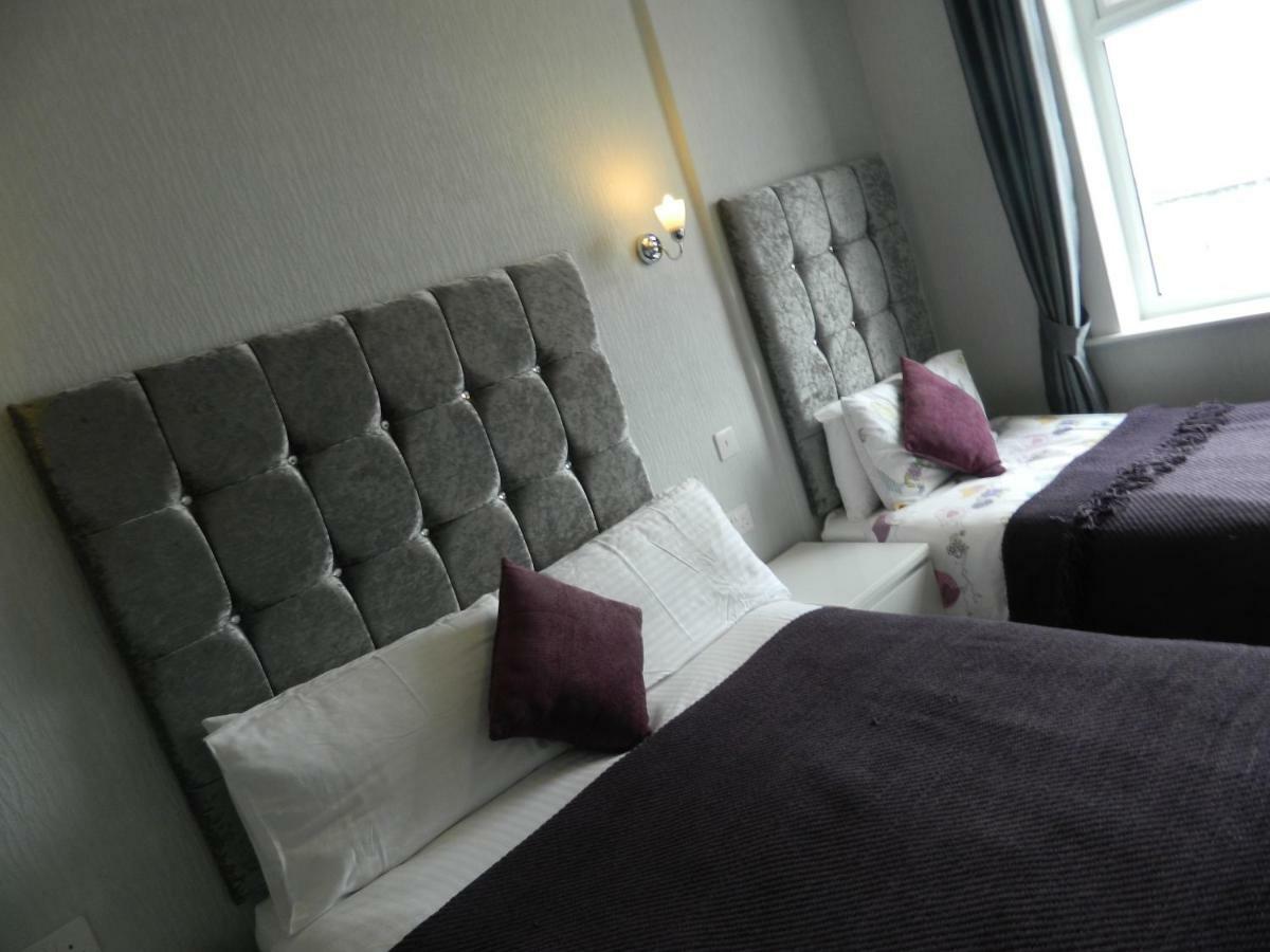 Ocean Bay Hotel Blackpool Bagian luar foto
