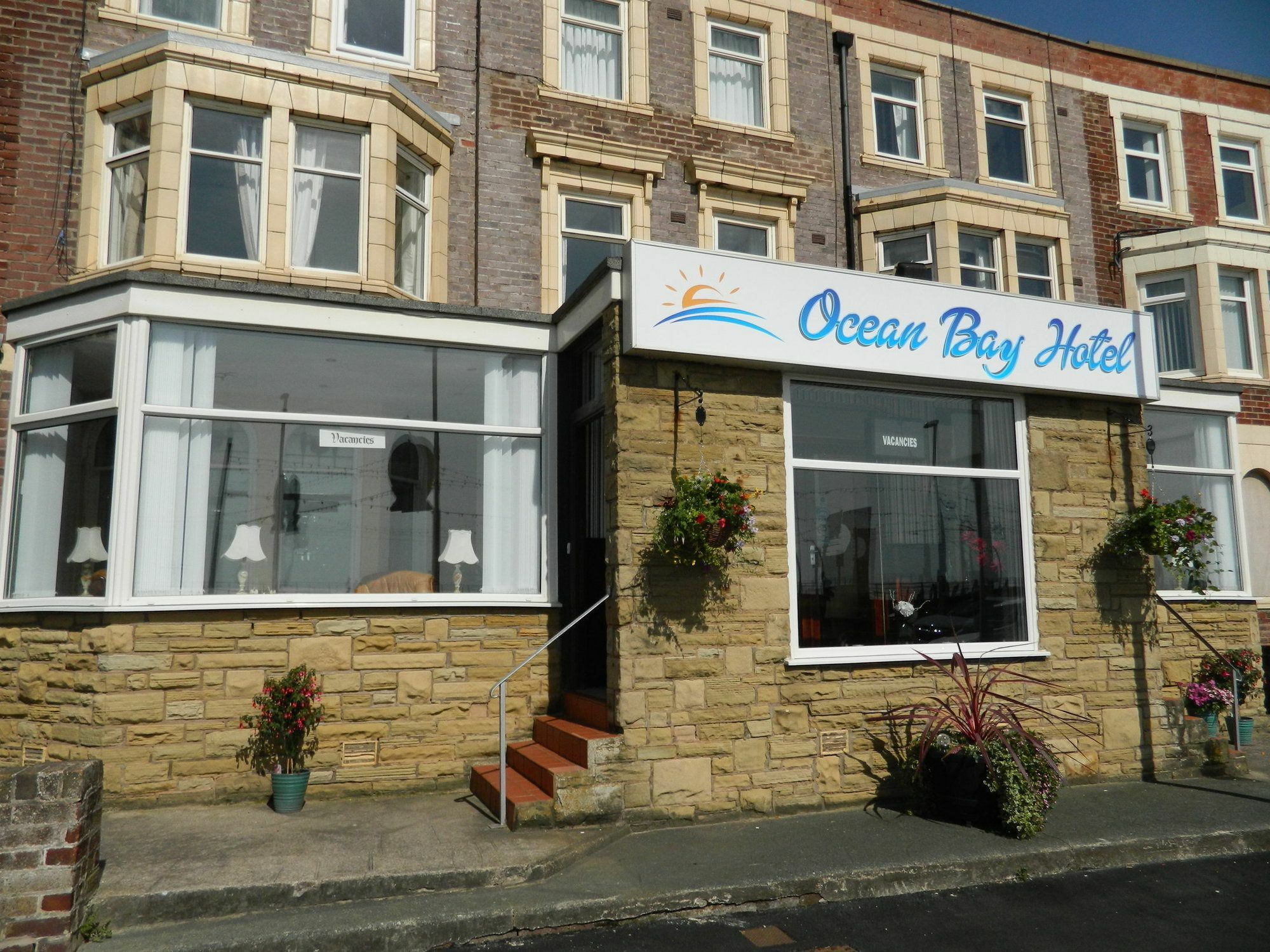 Ocean Bay Hotel Blackpool Bagian luar foto
